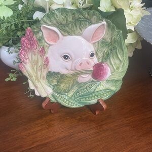 Fitz & Floyd French Market Pig Plate 7.5" Asparagus Peas Lettuce Relief